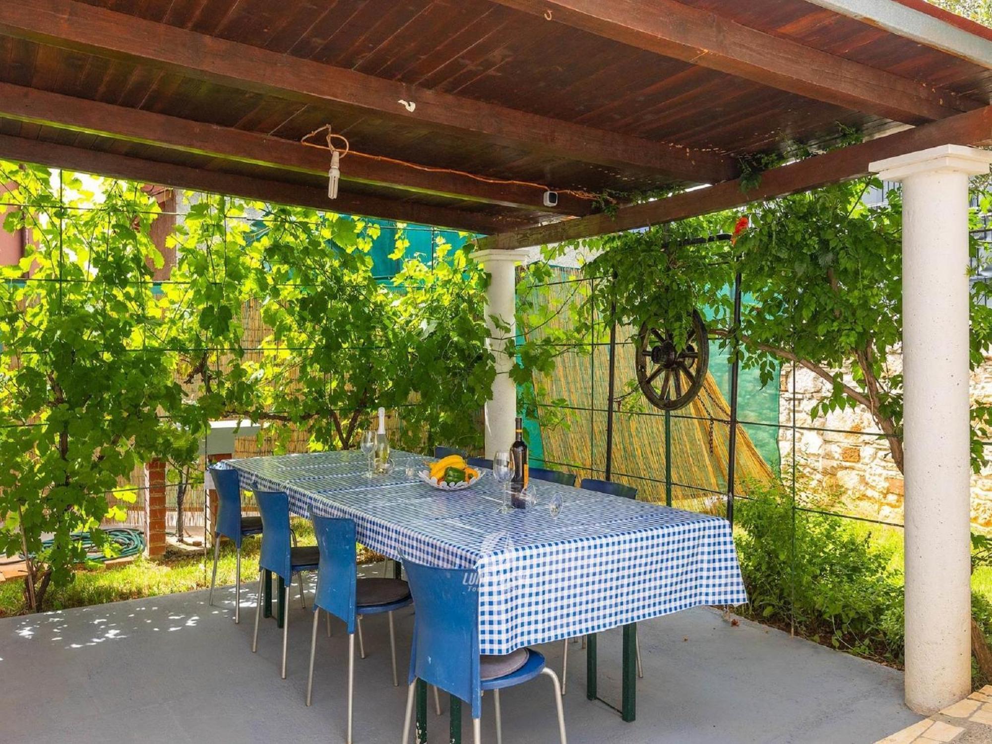 Comfortable House With Private Swimming Pool *